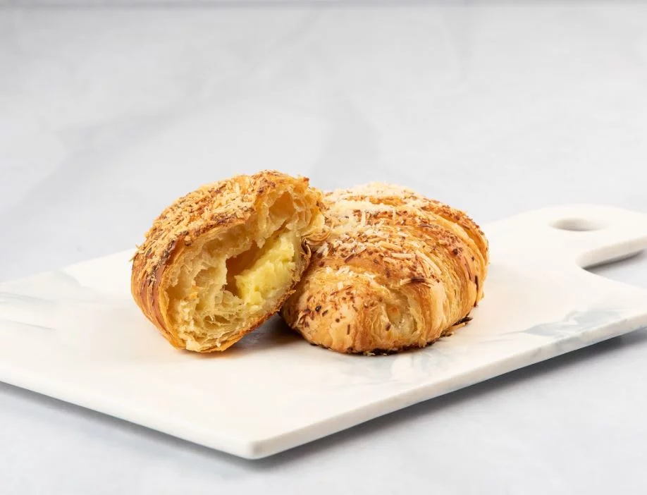 croissant con queso santa helena